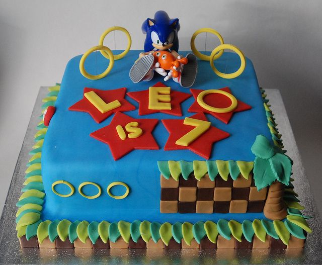 Sonic the Hedgehog Cake Ideas / Sonic Themed Cakes