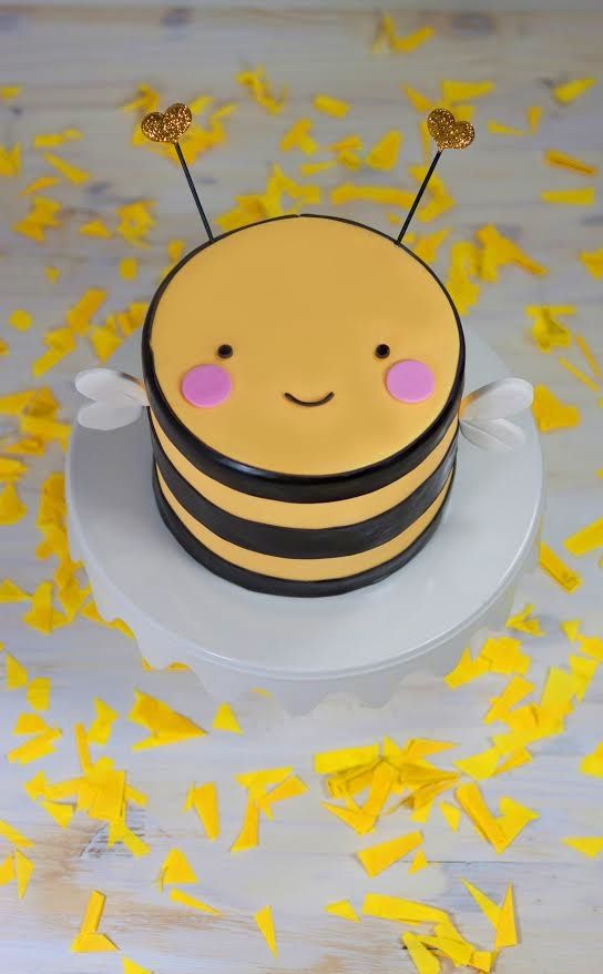 Adorable Honey Bee Themed Cake cake delivery