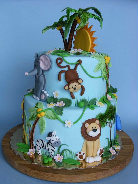 zoo-themed birthday cake with all the beautiful creatures. Zoo Animals  often attract kids. #junglecake #animals #zoo #birthdaycake #cakes… |  Instagram