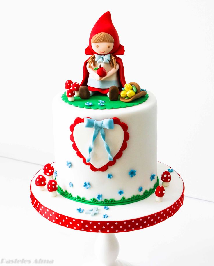 Little Red Riding Hood Cake  Birthday cake kids, Themed cakes, Girl cakes